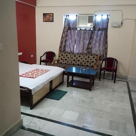 Hotel Ridhi N Sidhi Bettiah Kültér fotó