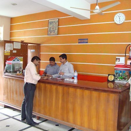 Hotel Ridhi N Sidhi Bettiah Kültér fotó