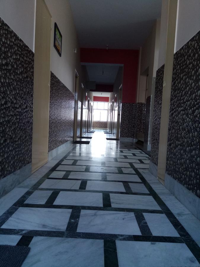 Hotel Ridhi N Sidhi Bettiah Kültér fotó